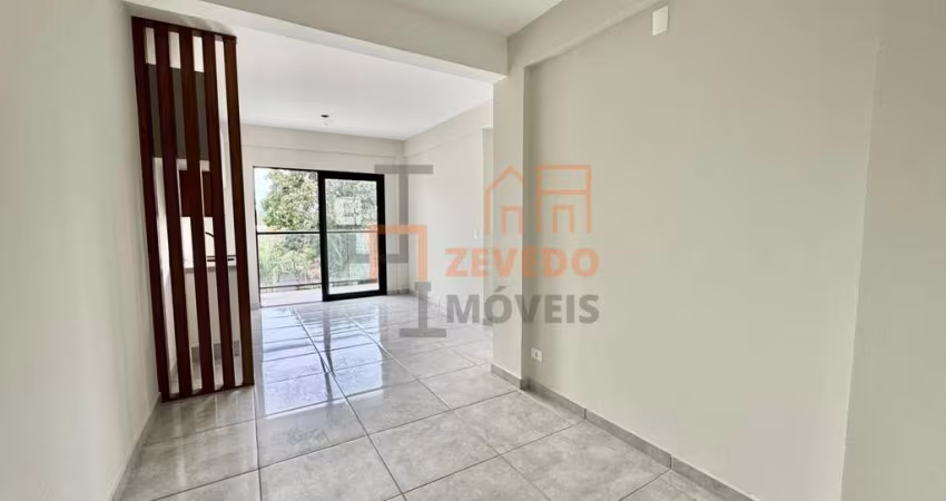 Apartamento Com Suíte e Sacada com Churrasqueira