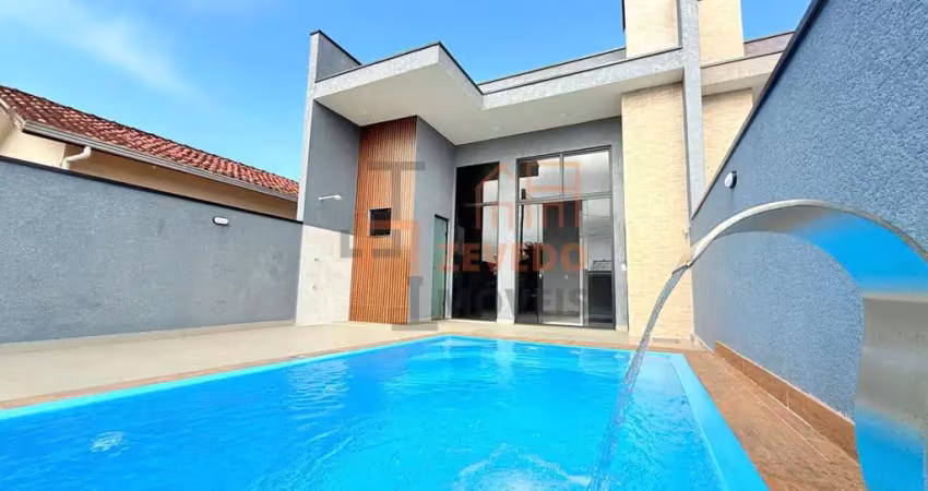 Casa com piscina proximo mar no balneário solimar em matinhos
