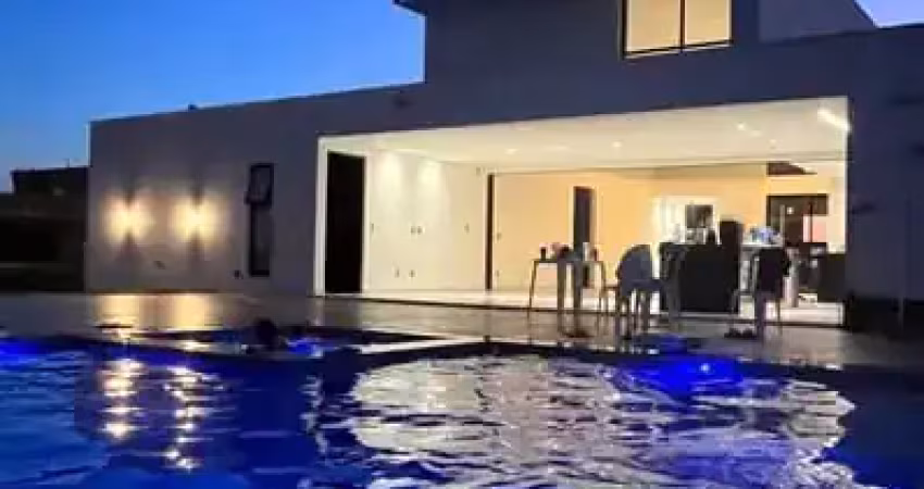 Maravilhosa Casa 04 quartos em Condomínio Gran Royalle Betim - MG
