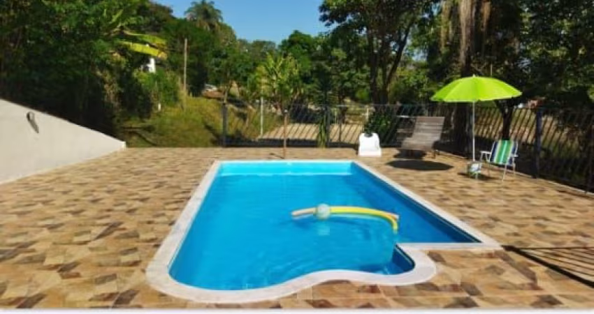 Lindo sítio no Condomínio Topázio em Esmeraldas – MG