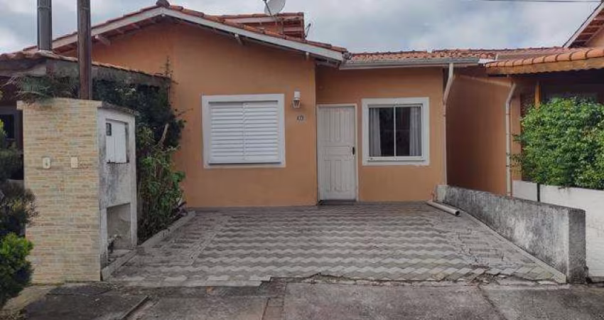 Casa terrea em Cotia condominio Recanto das Graças 2
