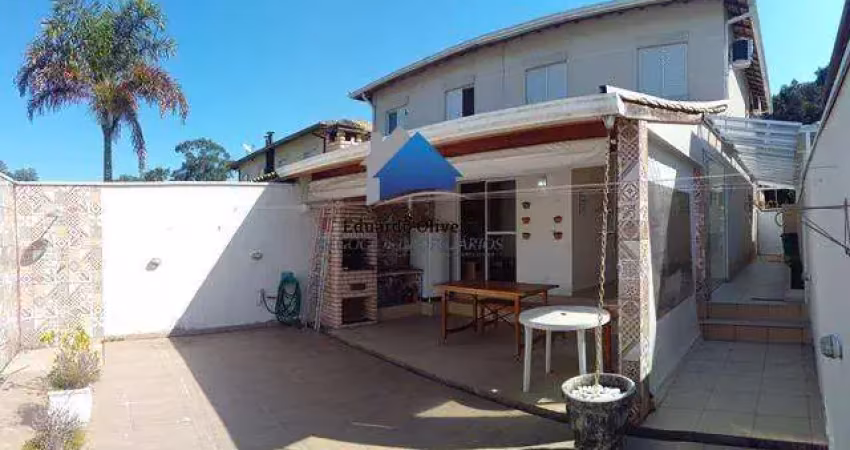 Casa em condomínio fechado com 3 quartos à venda na Rua Guarujá, 175, Centro, Cotia