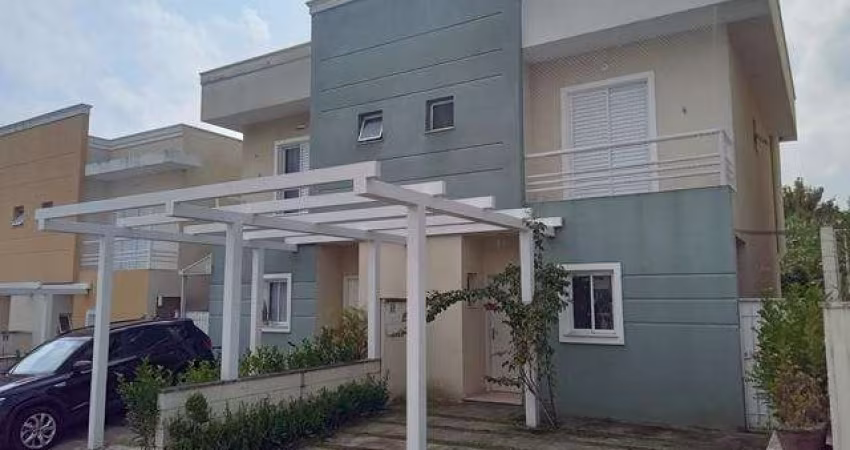 Casa de 3 dormitórios para locação na Granja Viana