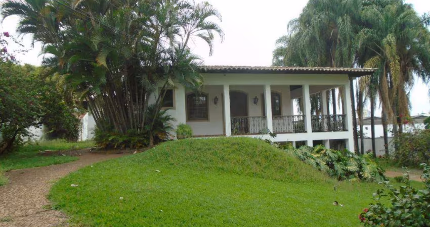 Casa à venda, 5 quartos, 2 suítes, 12 vagas, Centro - Piracicaba/SP