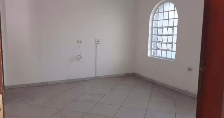Casa à venda, 2 quartos, 1 suíte, 3 vagas, Dois Córregos - Piracicaba/SP