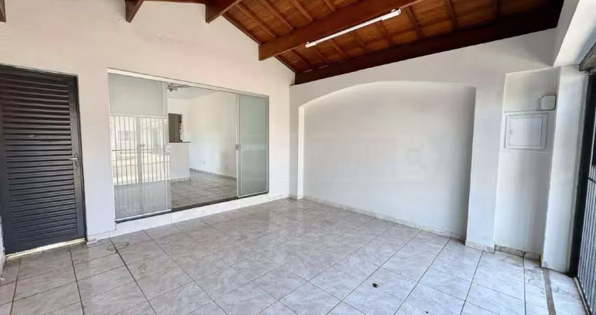 Casa à venda, 3 quartos, 1 suíte, 2 vagas, Jardim Petrópolis - Piracicaba/SP