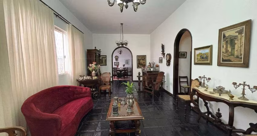 Casa à venda, 3 quartos, 1 suíte, 6 vagas, Cidade Alta - Piracicaba/SP