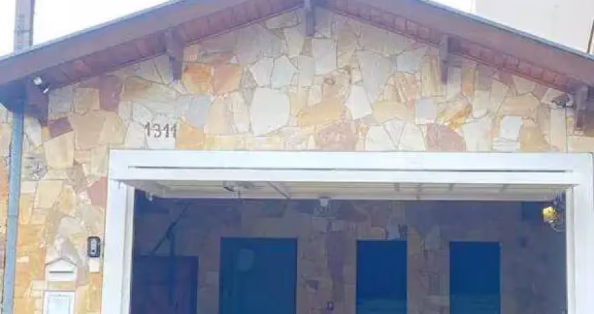 Casa para aluguel, 2 quartos, 1 suíte, 2 vagas, Jardim dos Manacás - Piracicaba/SP