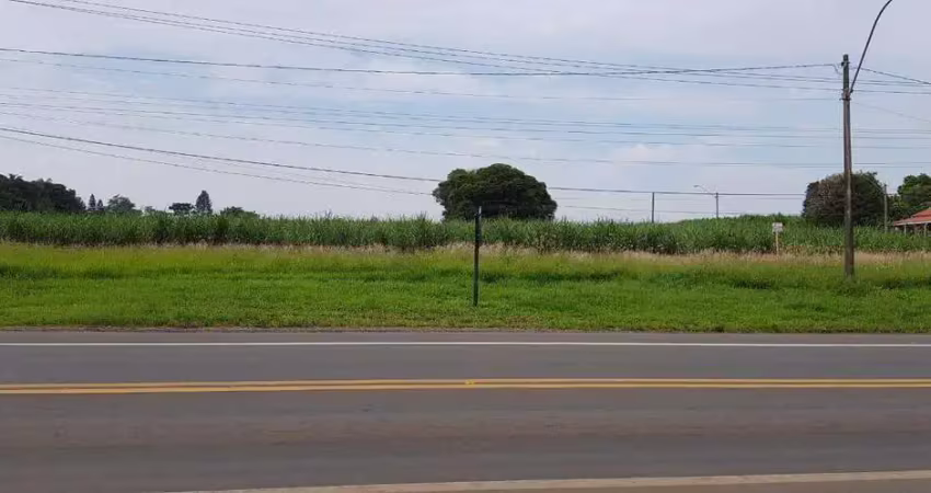 Terreno à venda no Córrego da Onça, Charqueada 