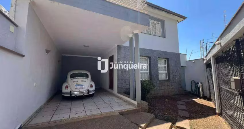 Casa com 3 quartos para alugar no Centro, Piracicaba 