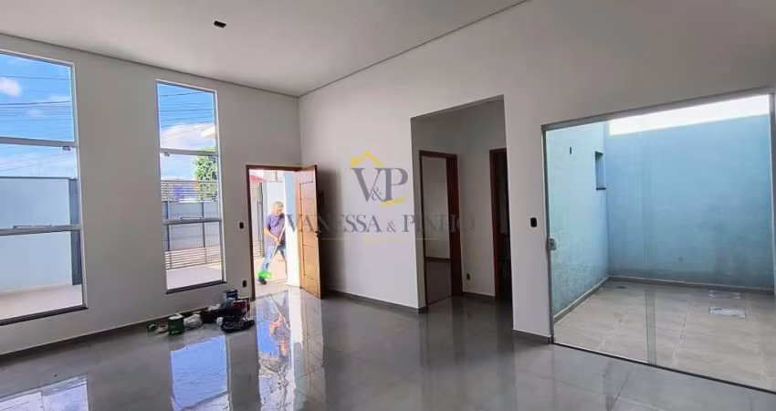 Casa para Venda em Atibaia, Nova Atibaia, 3 dormitórios, 1 suíte, 2 banheiros, 2 vagas
