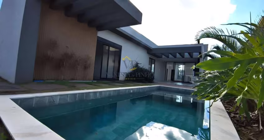 Casa para Venda em Atibaia, Figueira Garden, 3 dormitórios, 3 suítes, 5 banheiros, 2 vagas