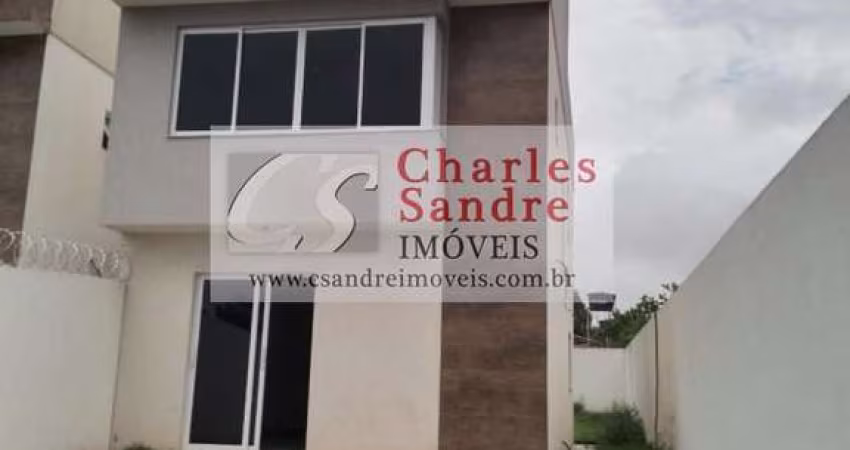 Casa para Venda em Goiânia, Goiá, 3 dormitórios, 3 suítes, 4 banheiros, 2 vagas