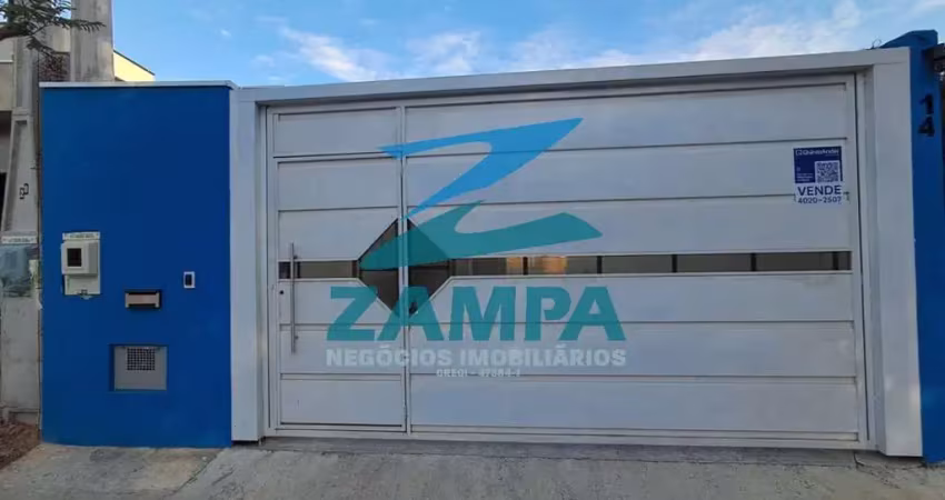 Casa semi nova com 2 suites, cozinha planejada, espaço gourmet e ar condicionado e muito ar puro