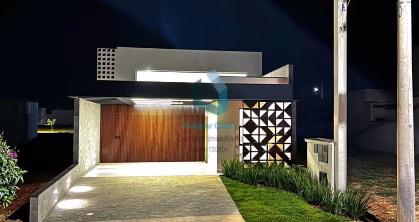 Casa á venda em Condomínio