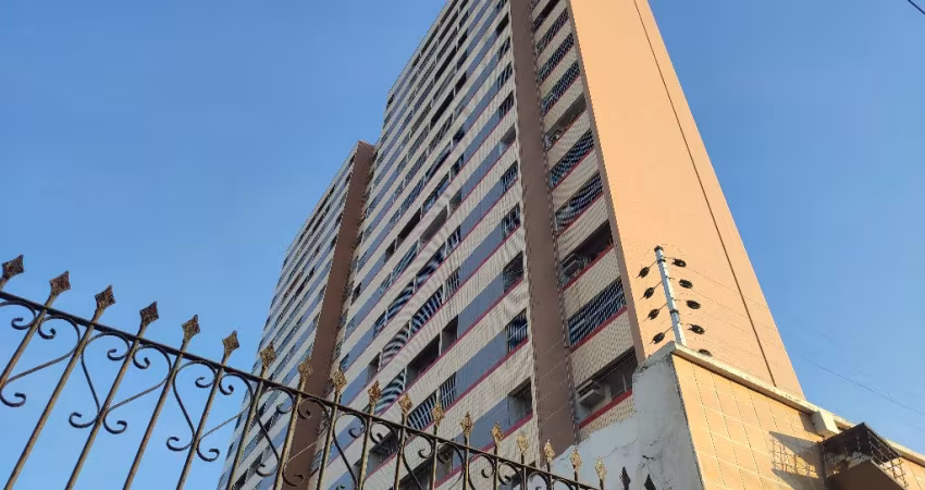 Apartamento nascente andar alto e vista mar!! 4 quartos