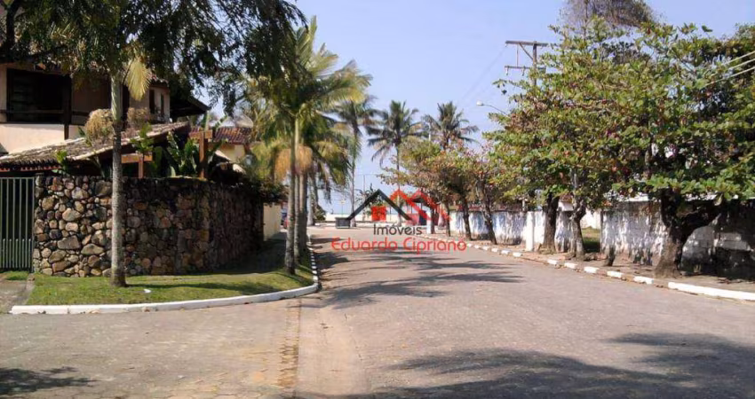 Sobrado com 4 dormitórios à venda, 218 m² por R$ 1.275.000,00 - Massaguaçu - Caraguatatuba/SP