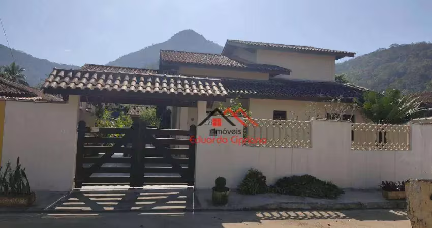 Sobrado com 4 dormitórios à venda, 300 m² por r$ 1.200.000,00 - condomínio verde mar - caraguatatuba/sp