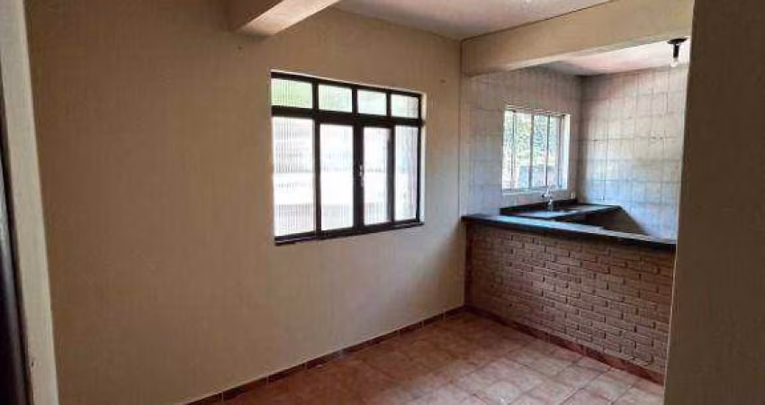 Casa com 1 dormitório para alugar, 50 m² por R$ 1.700,00/mês - Sumaré - Caraguatatuba/SP
