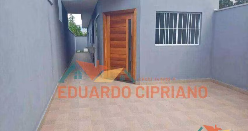 Casa com 2 dormitórios à venda, 62 m² por R$ 320.000,00 - Balneário dos Golfinhos - Caraguatatuba/SP