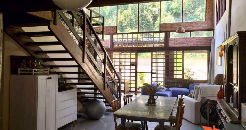 Casa com 4 dormitórios, 230 m² - venda por R$ 900.000,00 ou aluguel por R$ 3.500,00/mês - Capricórnio II - Caraguatatuba/SP