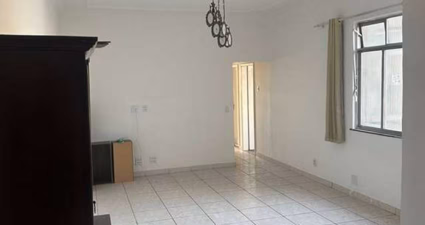 Apartamento vazio para venda no Centro - Niterói - Rio de Janeiro