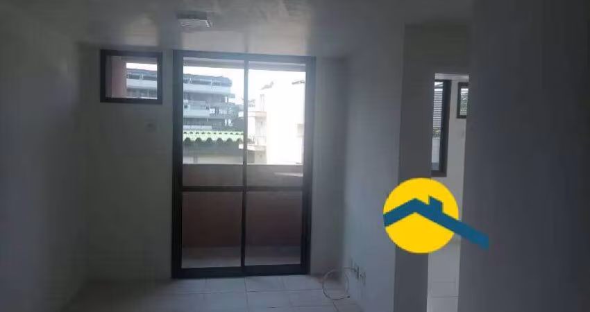 Apartamento vazio para venda no Centro - Niterói - Rio de Janeiro
