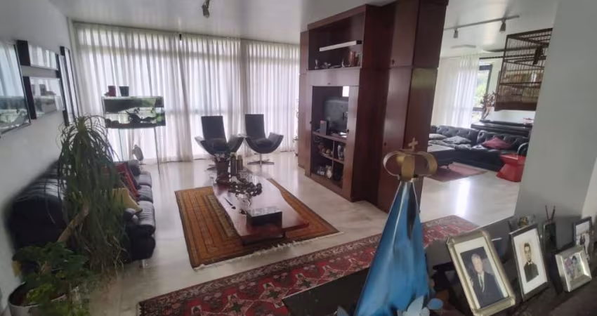Casa com 4 quartos à venda na Avenida Otacílio Negrão de Lima, São Luiz, Belo Horizonte