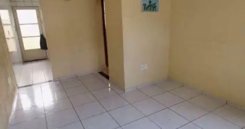 Casa com 2 quartos para alugar na Rua Princesa Isabel, Copacabana, Belo Horizonte