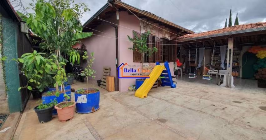 Casa com 3 quartos à venda na Rua Laurindo Rabelo, Santa Mônica, Belo Horizonte