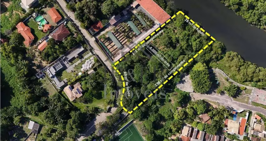 Excelente terreno  plano  com 4.500m² em condomínio lauro de freitas.