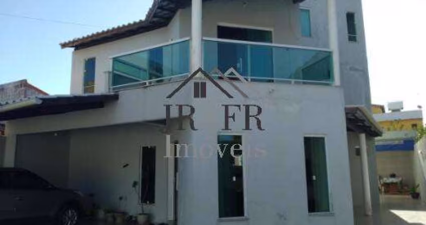 Linda casa de praia 4 quartos a 300 m da praia, Arembepe Camaçari-BA