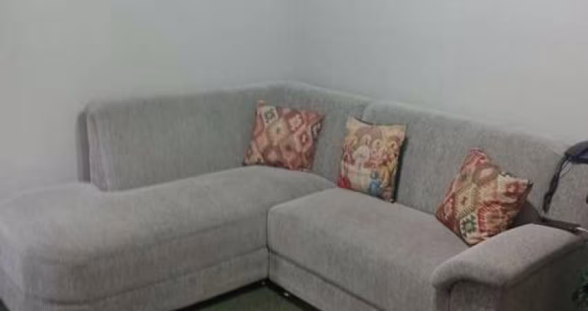 Vende-se apartamento de 2 dormitórios/ Térreo/  Vila Mathias/ Santos