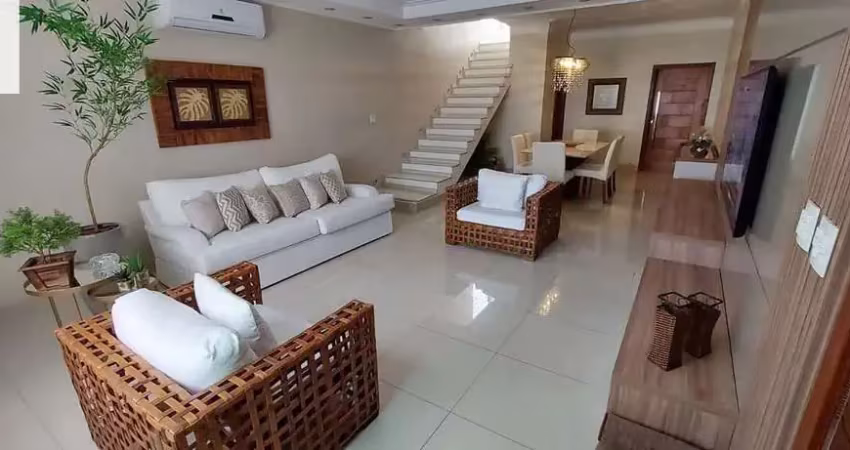 Vende-se sobrado de 4 dormitórios/ Alto Padrão/ Cidade Ocian/ Praia Grande/SP