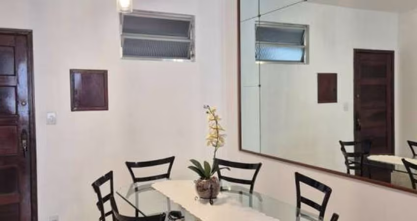 Venha morar a 10 minutos do Gonzaga em apartamento de 1 dormitório com sala, cozinha e uma vaga