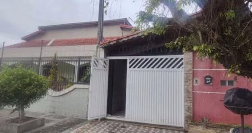 Vende-se casa térrea na Guilhermina/PG com 2 dormitórios/ sala/