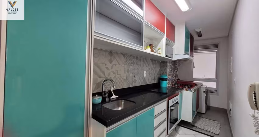 Vende-se apto de 2 dormitórios no Gonzaga com portaria e lazer completo