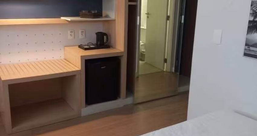 Vende-se studio na Pompéia tipo flet com varanda vista mar