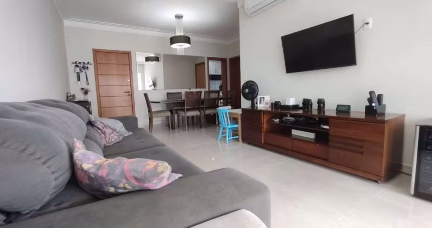 Vende-se apartamento 3 dormitórios, suíte, 2 vagas no bairro Aparecida-Santos