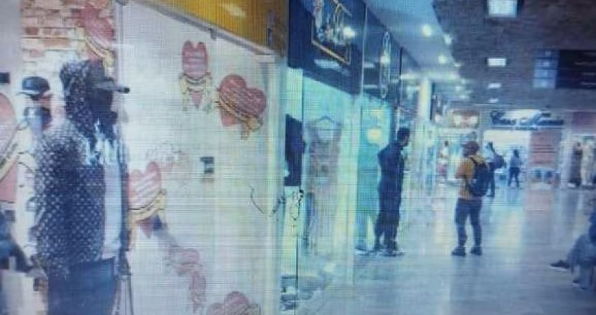 Vende-se imóvel comercial no shopping Balneário/ Gonzaga por R$ 550.000,00