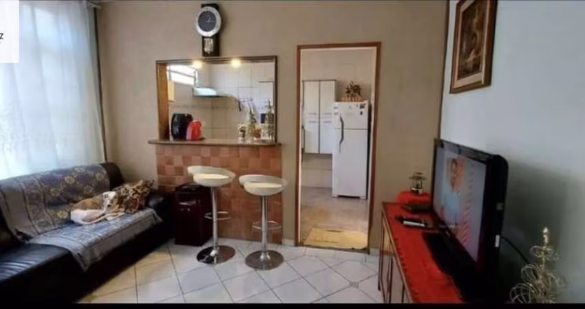 Vende-se casa duplex tipo village  de 2 dormitórios/ com quinta/Gonzaga/Santos