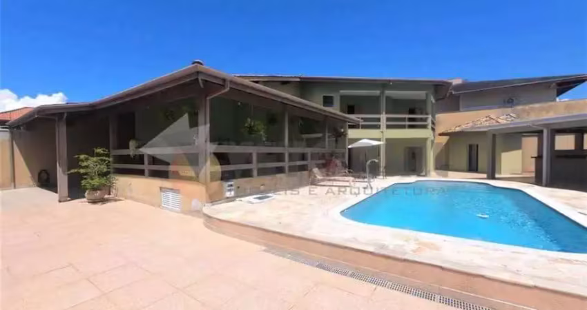 Sobrado à venda em caraguatatuba, jardim britânia, com 6 quartos, 574m²