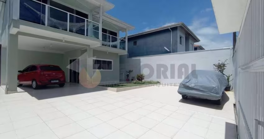 Sobrado com 3 quartos, 220m², à venda em Caraguatatuba, Pontal de Santa Marina