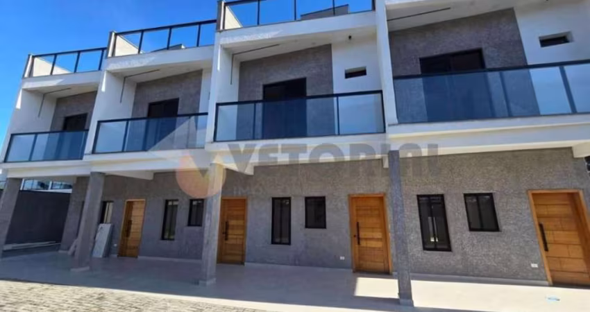 Sobrado com 2 quartos, 148m², à venda em Caraguatatuba, Jardim Mariella