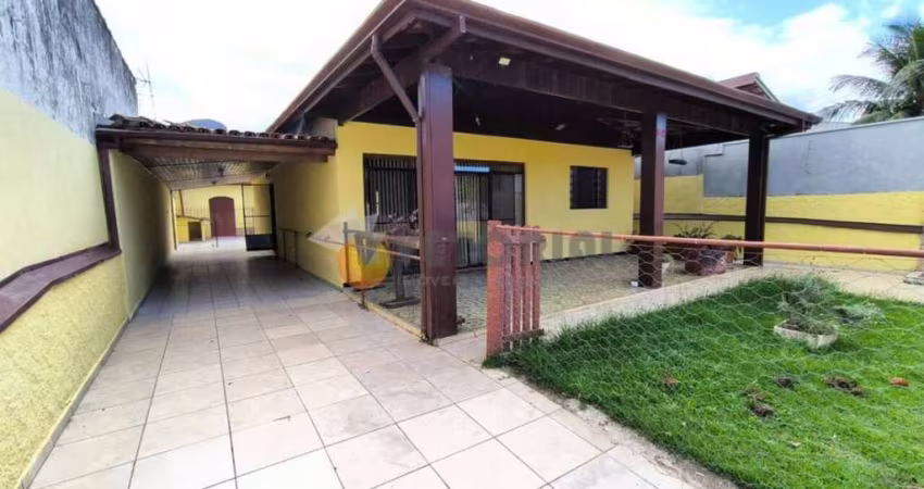 Casa à venda em Caraguatatuba, Indaiá, com 4 quartos, 177m²