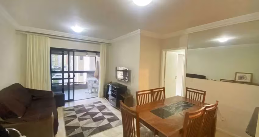 Apartamento com 3 quartos para alugar na Avenida Atlântica, 640, Centro, Balneário Camboriú