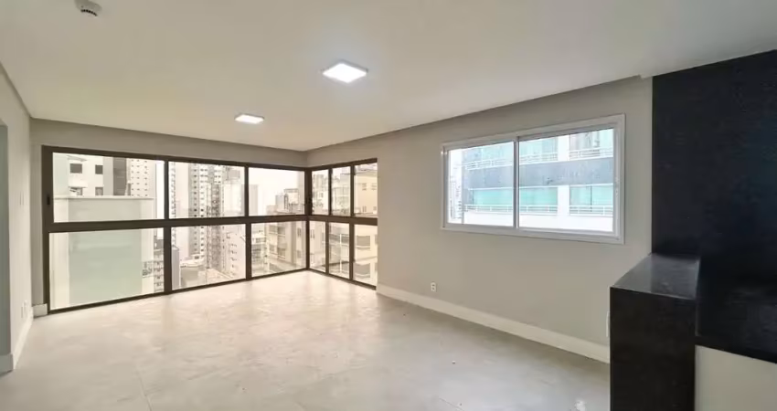 Apartamento com 3 quartos para alugar na Rua 3000, 218, Centro, Balneário Camboriú