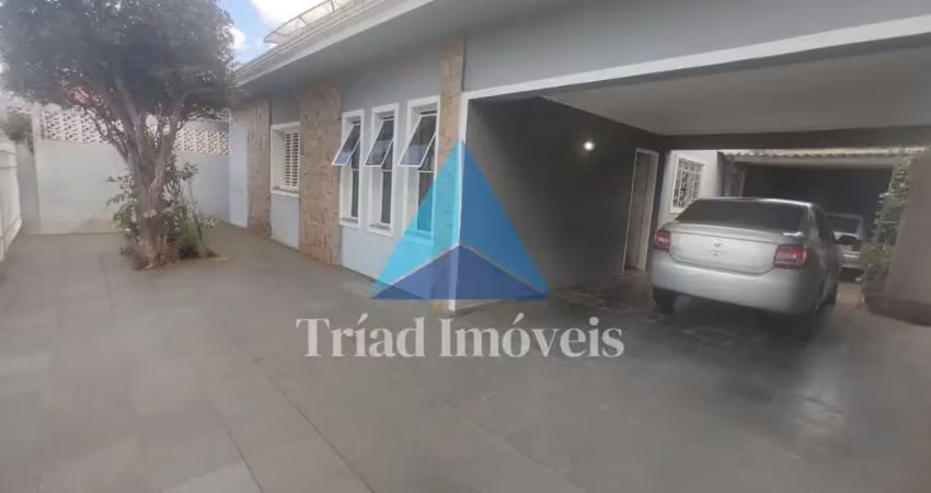 Casa com 4 quartos à venda na Vila Amorim, Americana 