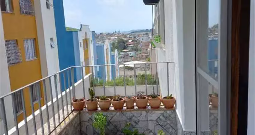 Condomínio com 3 quartos à venda em Santana - RJ