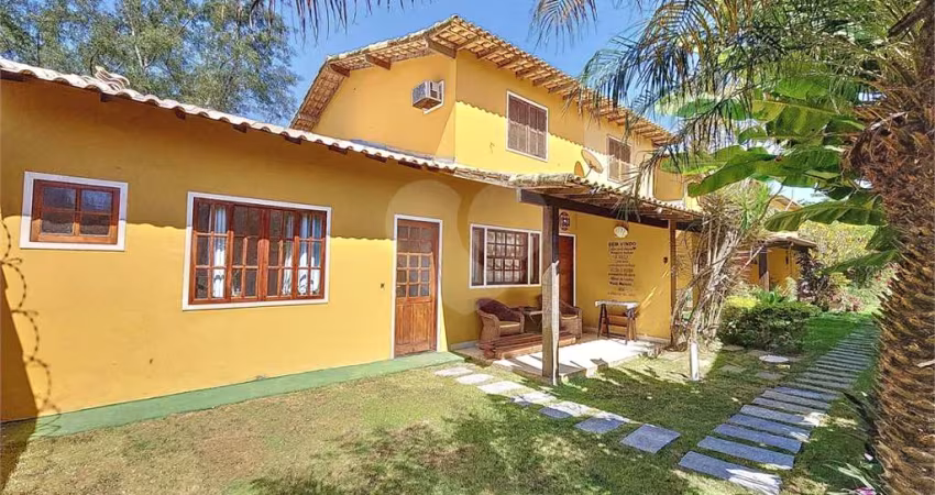 Condomínio com 3 quartos à venda em Rasa - RJ